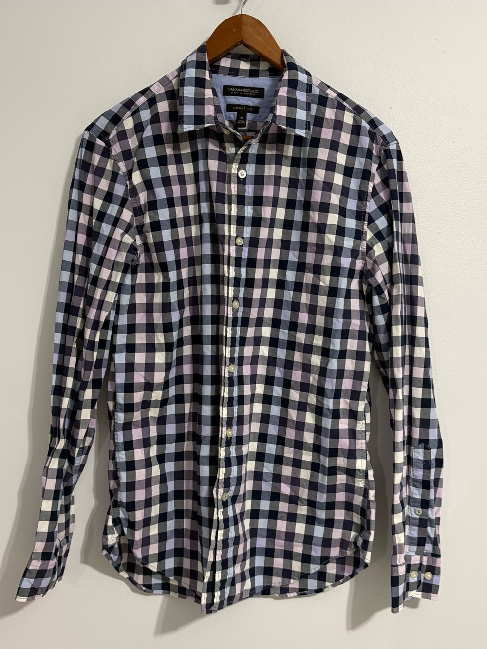 Banana Republic Men's Medium Grant Fit Preppy Button Dwon Long Sleeve Checkered